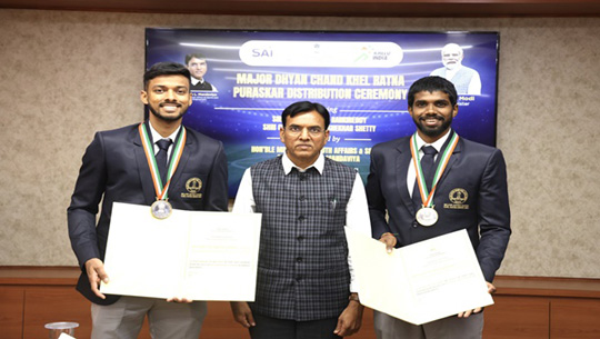Chirag Shetty & Satwiksairaj Rankireddy Receive Major Dhyan Chand Khel Ratna Award 2023