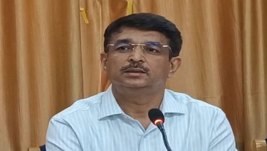 Health Secretary assures improved medical services at AGMC & GBP hospital