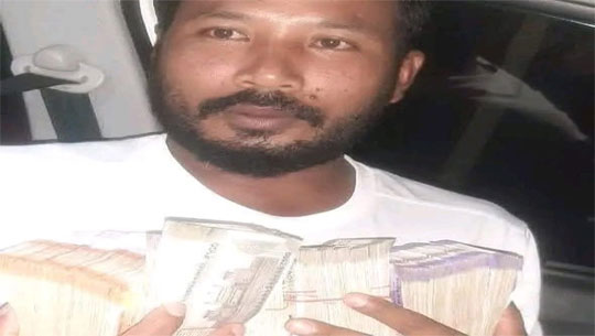 Tripura BJP Leader Caught on Camera Flaunting Wads of Cash