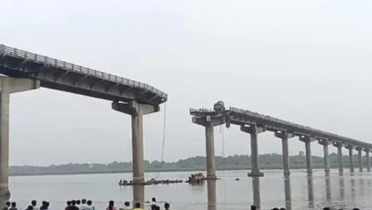 Gujarat: CM orders investigation into bridge collapse in Vadodara