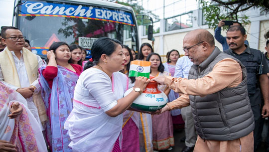 Manipur: CM N. Biren Singh flags off 15 persons with soil & rice to Delhi, under Meri Mati Mera Desh campaign