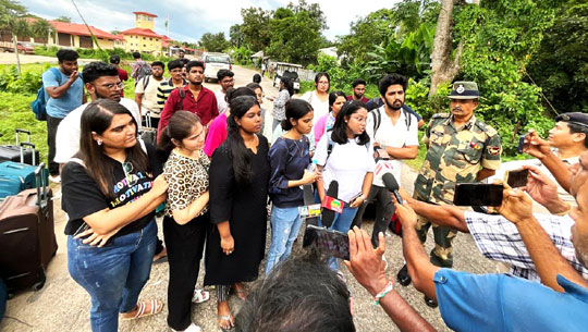 Amid unrest in Bangladesh 100 Indian students returns safe through Tripura border