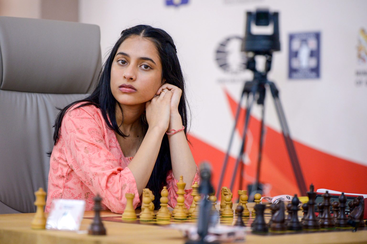 India’s Divya Deshmukh Thrashes Lei Tingjie 10–3 to Enter Women’s Speed Chess Championship 2025 Quarterfinals
