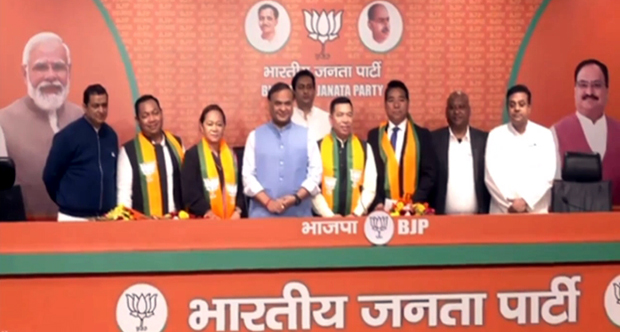 4 Meghalaya MLAs join BJP in New Delhi