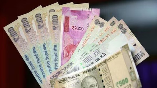 Rupee ends marginally low against US Dollar