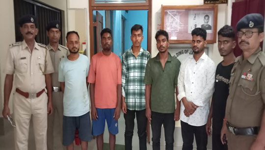 Five Bangladeshi Nationals and One Indian Youth Arrested in Border Area 