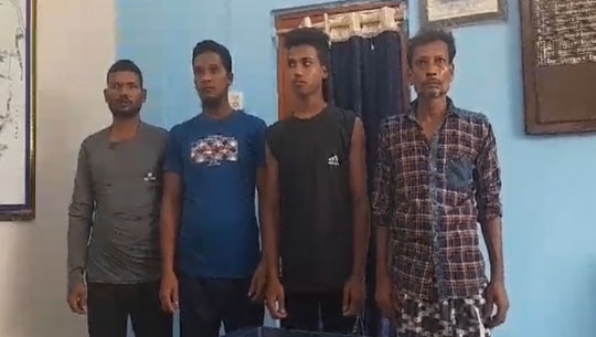 4 Bangladeshi nationals held