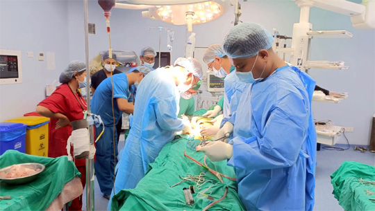 Two Mothers Donate Kidneys to Save S