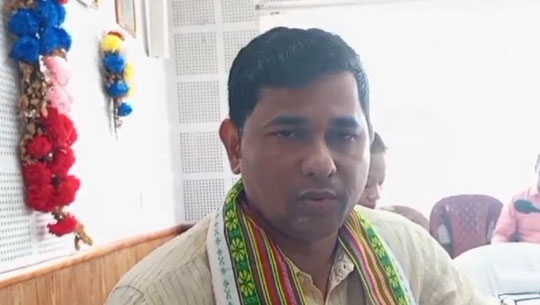Minister Sudhangsu Das reviews project implementation of SC welfare