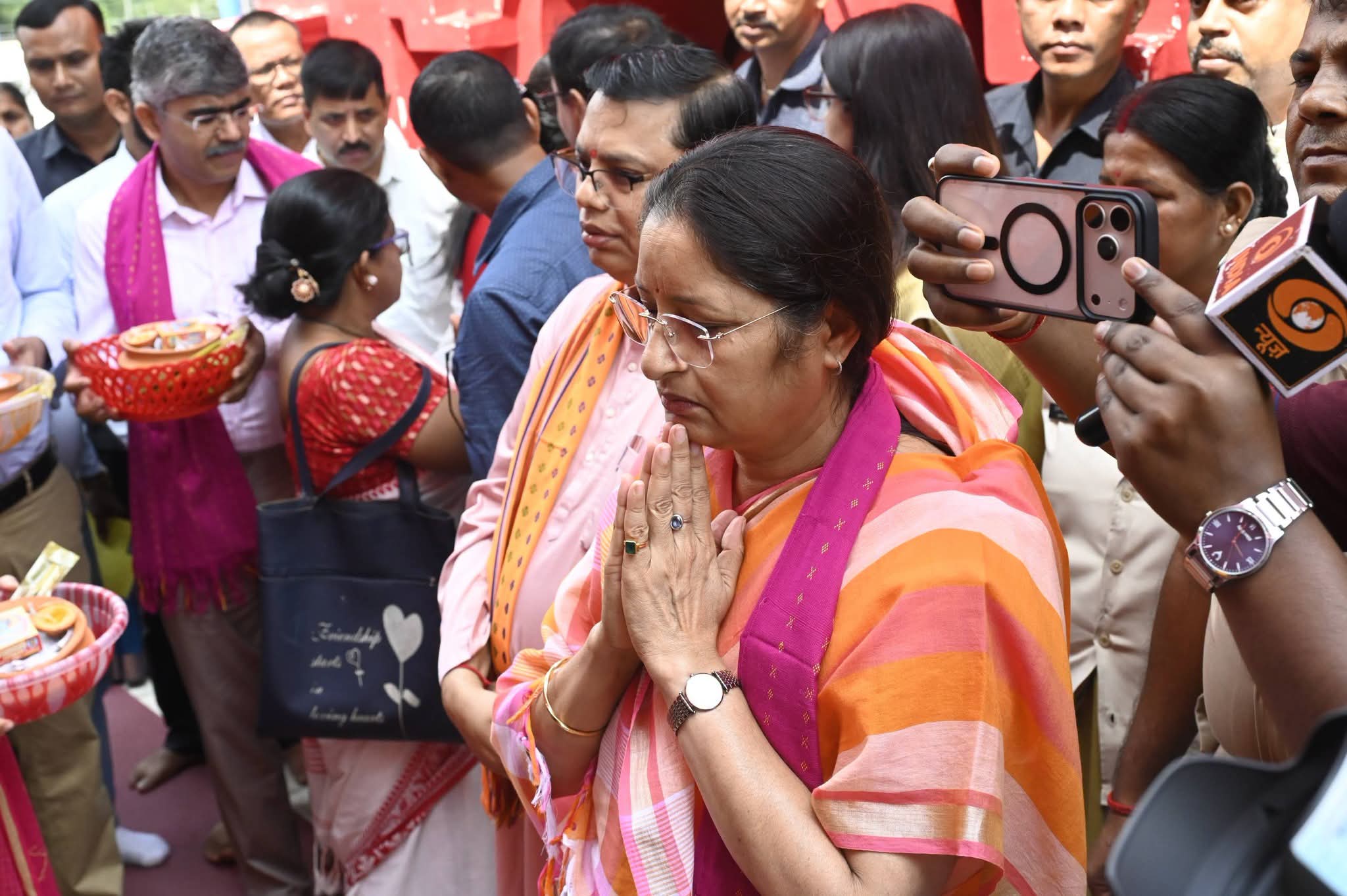 Union Minister Annapurna Devi Offers