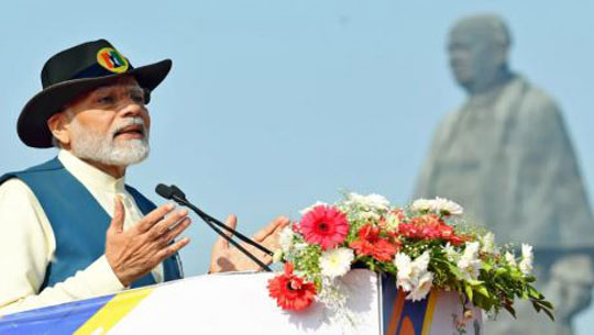 PM Modi Leads Rashtriya Ekta Diwas Celebrations at Ekta Nagar, Pays Tribute to Sardar Patel