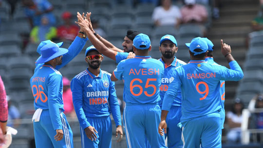 India defeat South Africa by 8 wickets in opening ODI