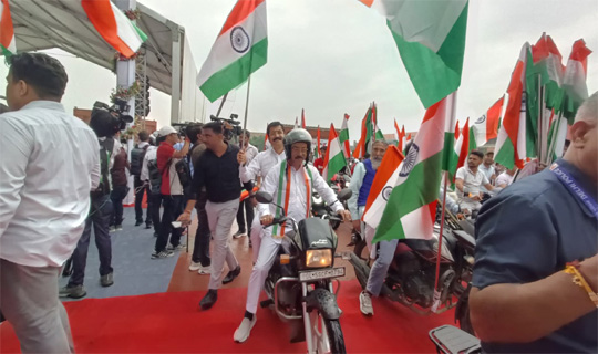 Rajya Sabha MP Rajib Bhattacharjee Joins Grand Bike Rally in Delhi Under ‘Har Ghar Tiranga’ Campaign