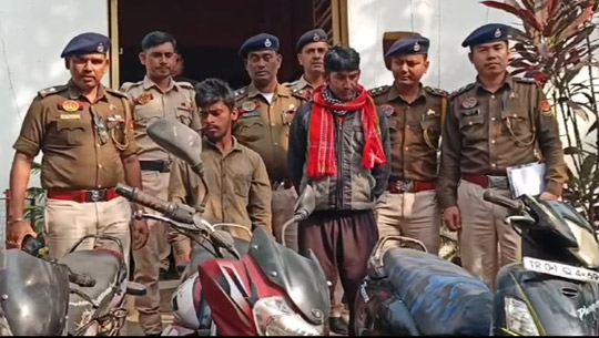 Two Bikes and 1 Scooty recovered; 2 lifters arrested