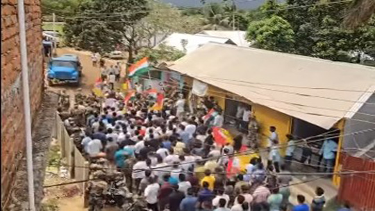 YTF stages protest along India-Bangla border in South Tripura over construction of embankment by B’desh