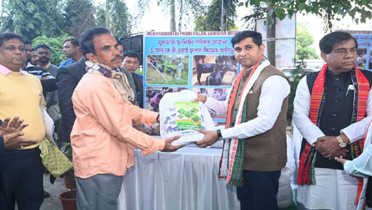 ARDD minister launches ‘Mukhyamantri Prani-Palak Sammannidhi’ Scheme