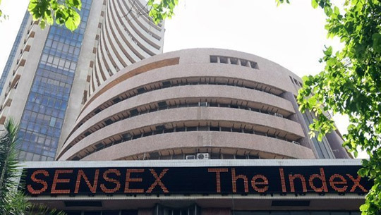 Sensex Closes 32 Points Down at 76,139; Nifty Falls 14 Points to 23,031