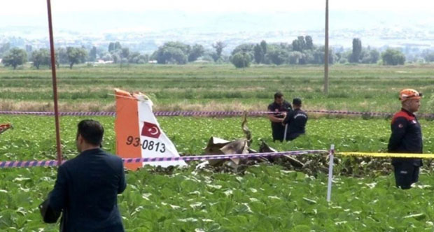 Two pilots killed in Turkey military training plane crash