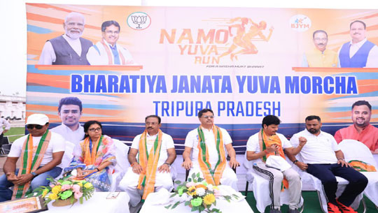 CM Dr. Manik Saha Leads ‘NAMO Yuva Run’ in Agartala