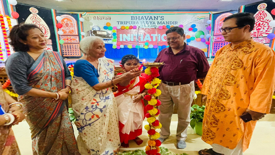 Bhavan’s Tripura Vidyamandir holds event to welcome tiny tots