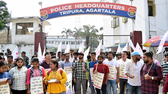 Kumarghat rape case: Left Front student organization stages protest