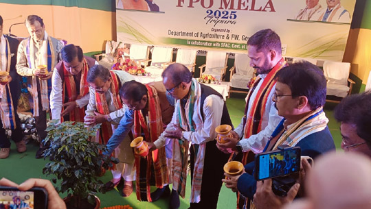 Minister Ratan Lal Nath inaugurates 1st Sate Level FPO Mela 2025 