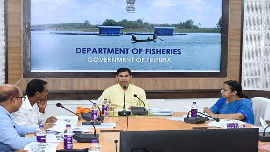 Minister Sudhangshu Das Reviews Fish