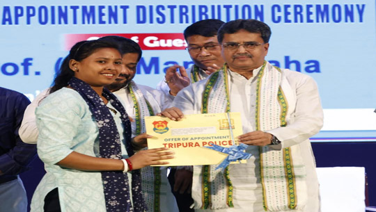 CM Dr Manik Saha distributes letter of appointment to 975 police constables