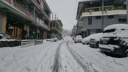 Heavy Snowfall in Tawang, Disrupts Travel