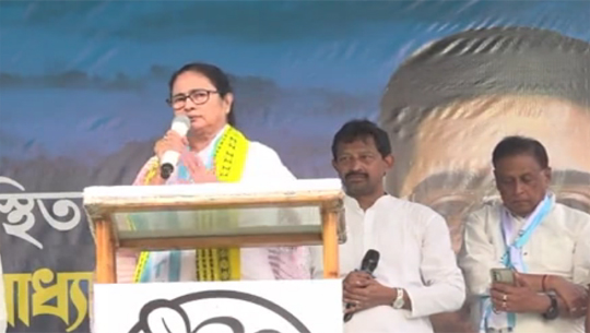 Only TMC can oust BJP govt; Mamata Banerjee